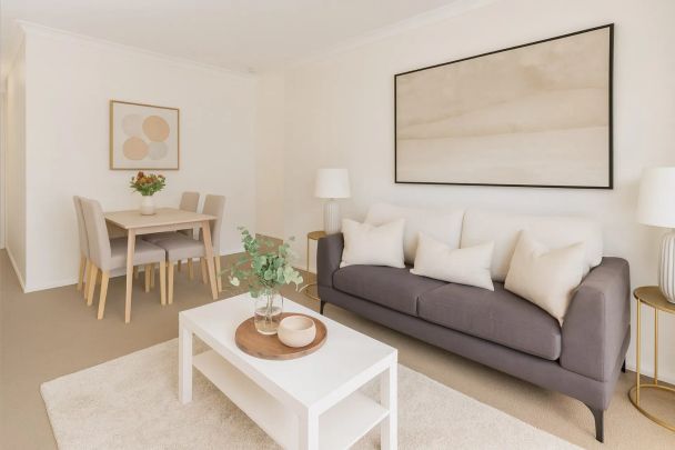 Iconic Sydney Harbour Views with Double Parking - Photo 1