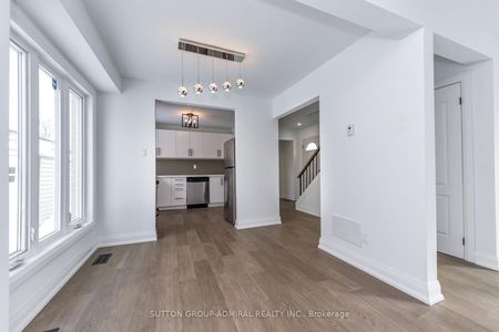 For Lease - 4 Hardcastle Court, Brampton, Ontario - Photo 2