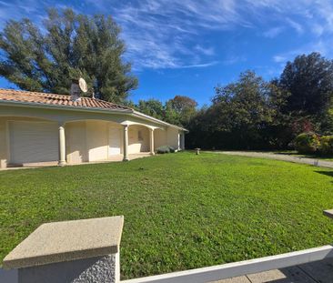 Location Maison 6 pièces 175m² LEOGNAN 33850 - Photo 2