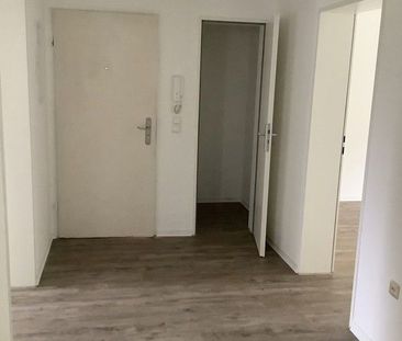 Wie schön ist das denn: 3 geräumige, renovierte Zimmer mit Balkon i... - Photo 3