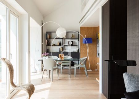 Duplex penthouse with terrace for rent in Genova 5 street - Photo 3