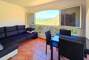 Apartment with 2 bedrooms with swimming pool LONG TERM