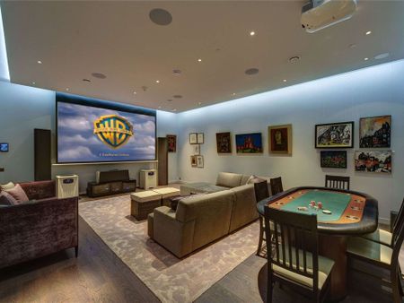 A beautiful apartment located on Princes Gate with a private Terrace leading out onto Princes Gardens. The property offers an abundance of space arranged over four floors. - Photo 3