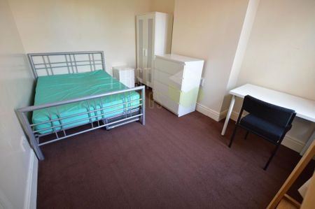 5 bedroom terraced house to rent - Photo 3