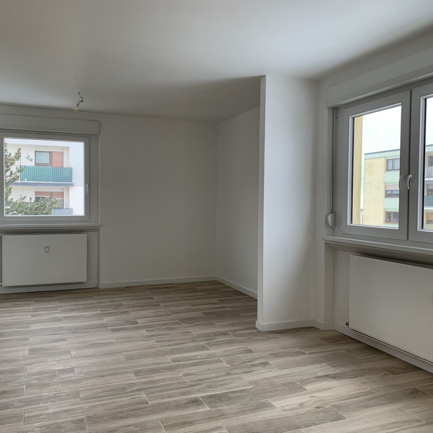 Location Appartement 4 pièces 76m² SARREGUEMINES 57200 - Photo 1