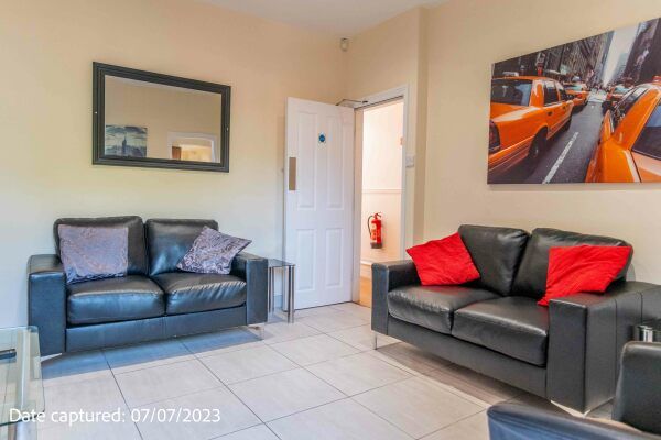 16 Siward Street - Photo 1