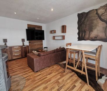 Bezugsfertige, voll möblierte Wohnung mit Balkon und Parkplatz - Photo 6