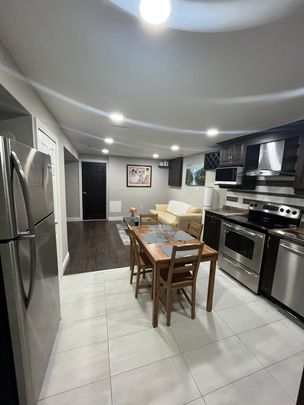 For Lease - 6057 Leeside Crescent Unit# Basement, Mississauga, Ontario - Photo 1