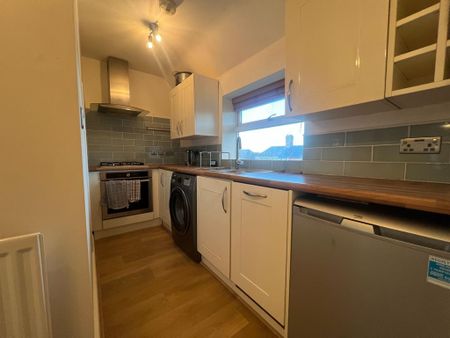 1 bedroom flat to rent - Photo 3