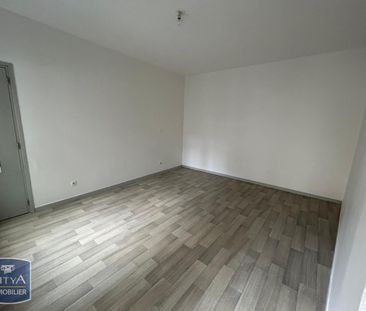 Location Appartement 3 pièces 74m² LILLE 59000 - Photo 3