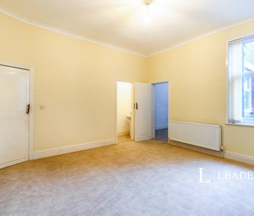 4 bedroom terraced house to rent - Photo 5