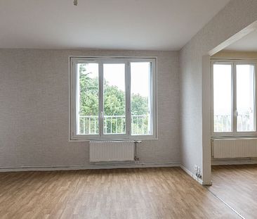 Appartement – Type 5 – 79m² – 347.92 € – LE BLANC - Photo 3