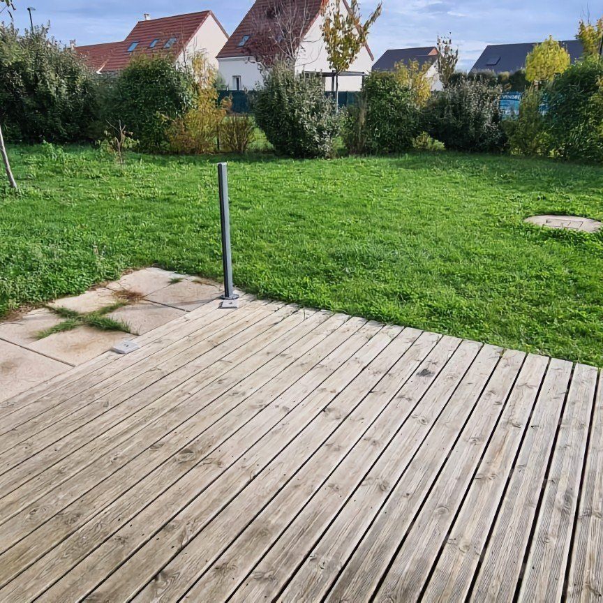 Pavillon 5 pièces de 82 m² à Saint-Ay (45130) - Photo 1