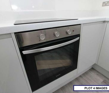 Park Lane, Kidderminster, DY11 - Photo 3