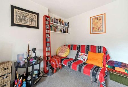 Lansdown, Stroud, Glouestershire, GL5 - Photo 3