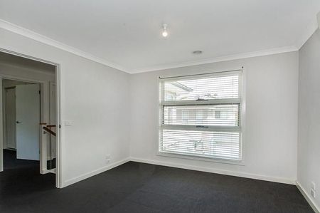 5/4 West Street, Nunawading - Photo 2