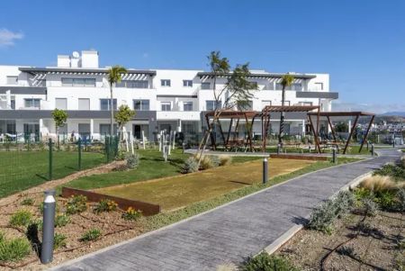 Alquiler de piso en Calle Republica Argentina - Photo 5