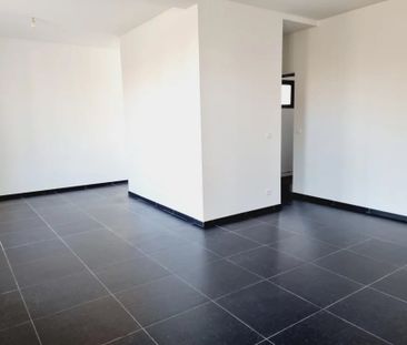 Location Maison de ville 4 pièces 84 m2 à Saint-Quentin - Photo 1