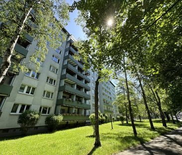 Zentral gelegene 2-Raum-Wohnung mit Balkon - Photo 1