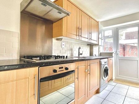 Lock Crescent, Kidlington, Oxfordshire, OX5 - Photo 5