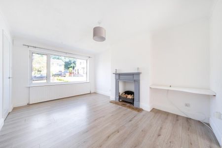 3 bedroom semi-detached house to rent - Photo 3