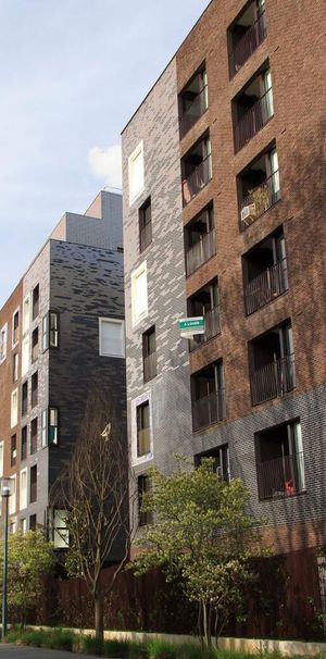 location Appartement T2 DE 41.8m² À ASNIERES - Photo 1