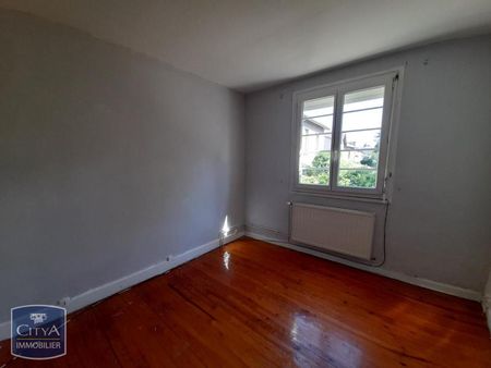 Location Maison 2 pièces 43m² ST FERREOL D AUROURE 43330 - Photo 4