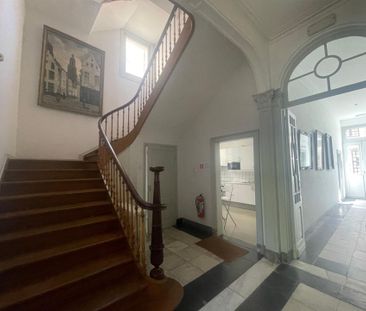 Gemeubelde studentenkamer in hartje Antwerpen - Photo 6