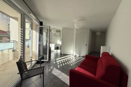 ALPES MARITIMES - NICE (06) - LOCATION MEUBLÉE F1 AVEC BALCON - Photo 2