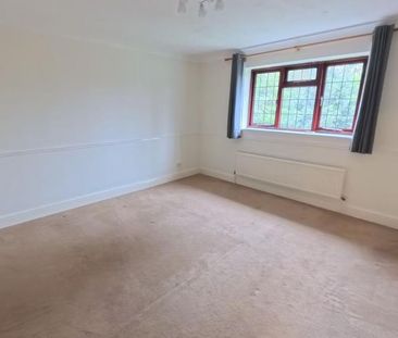 4 bedroom detached house to rent - Photo 6