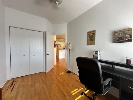 2556 Coursol, #4 - Photo 5