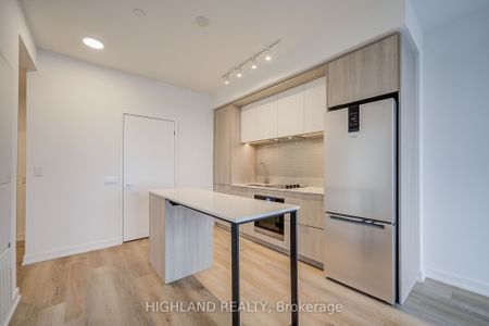 For Lease - 395 Square One Drive Unit# 3409, Mississauga, Ontario - Photo 3