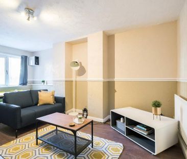 4 bedroom house to rent - Photo 1