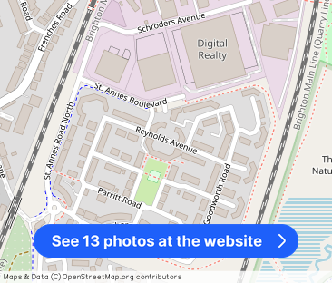 Reynolds Avenue, Redhill - Photo 1