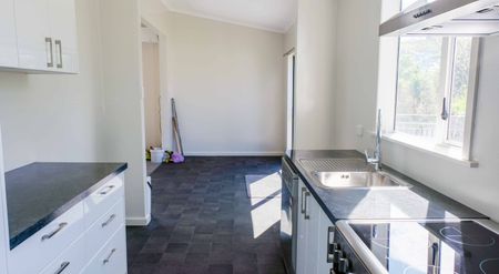 REFURBISHED FAMILY HOME - Photo 5