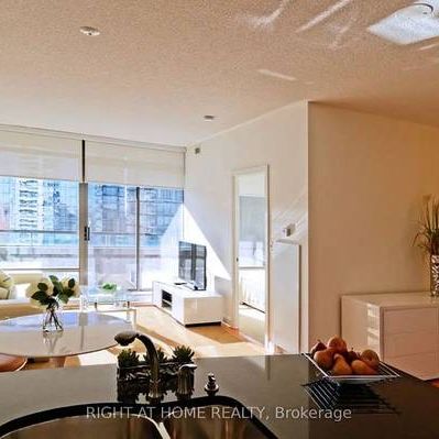 Furnished Condo at 18 Yorkville Avenue - Photo 1