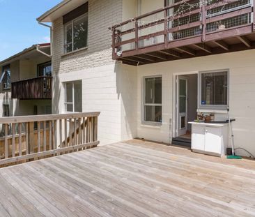 Spacious Townhouse with Bonus Rumpus Room & Multiple Outdoor Areas - Photo 1