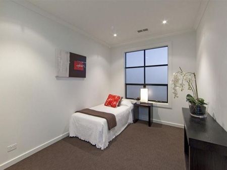 27 Third Street, Brompton - Photo 3