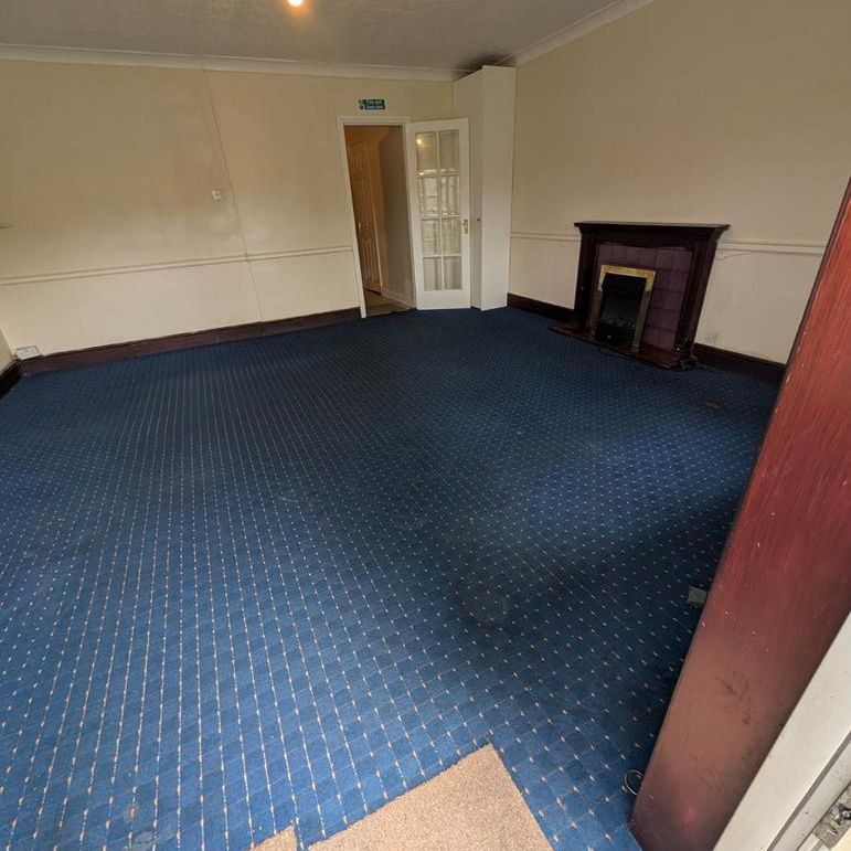 5 bedroom semi-detached house to rent - Photo 1