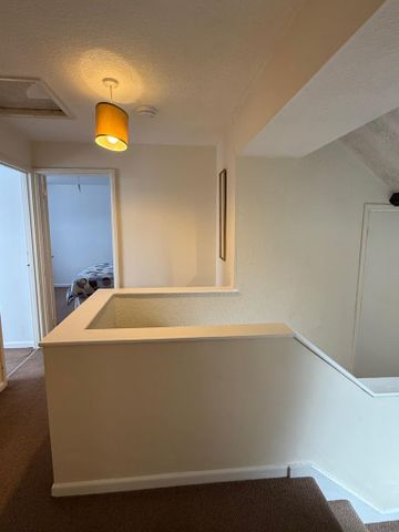 4 bedroom detached house to rent - Photo 5