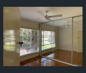 Ideal Family Home! - Photo 4