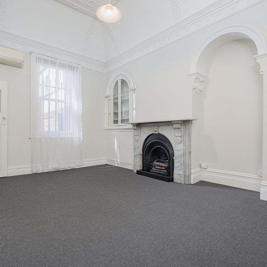 2 Moorhouse Street, Richmond VIC 3121 - Photo 1