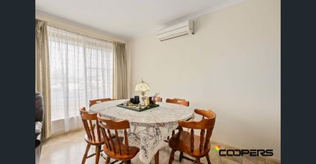 Effortless Living in a Beautifully Maintained Home - Photo 4