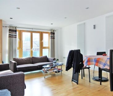 3 bedroom apartment to rent - Photo 1