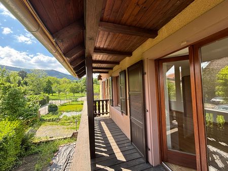 House - Photo 2