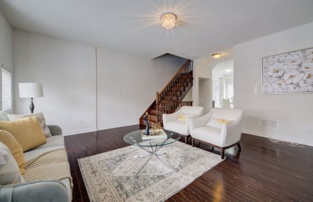 For Lease - 9 Aspen Hills Road Unit# 40, Brampton, Ontario - Photo 2