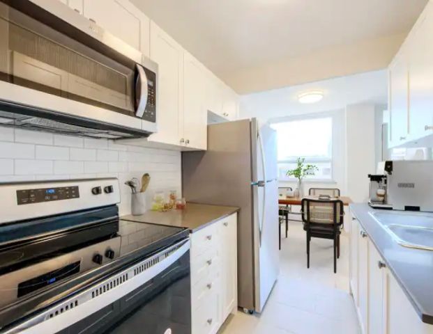 440 Eglinton | 440 Eglinton Avenue East, Toronto - Photo 1