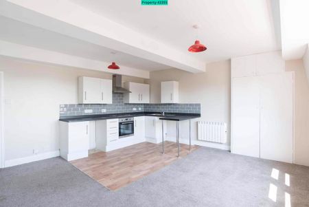 2 bedroom flat to rent - Photo 2