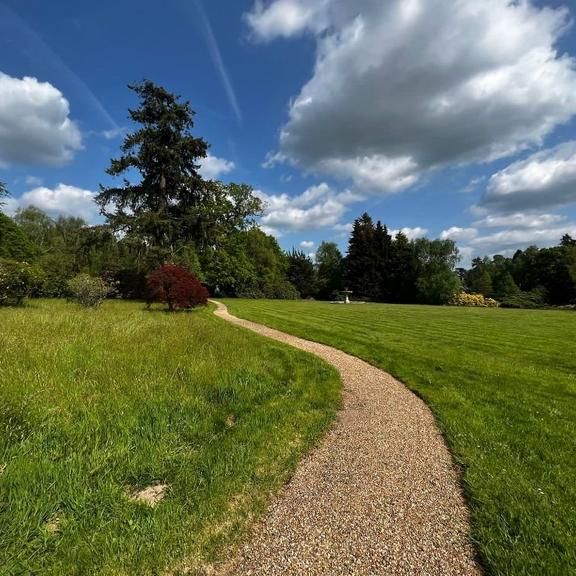 4 bedroom flat to rent - Photo 1