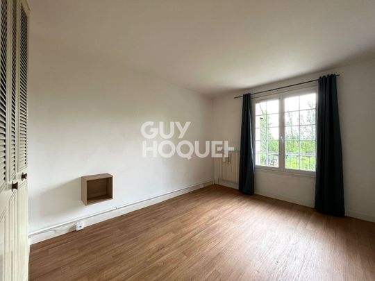 LOCATION d'une maison F8 (168 m²) à SAVIGNY SUR ORGE - Photo 1